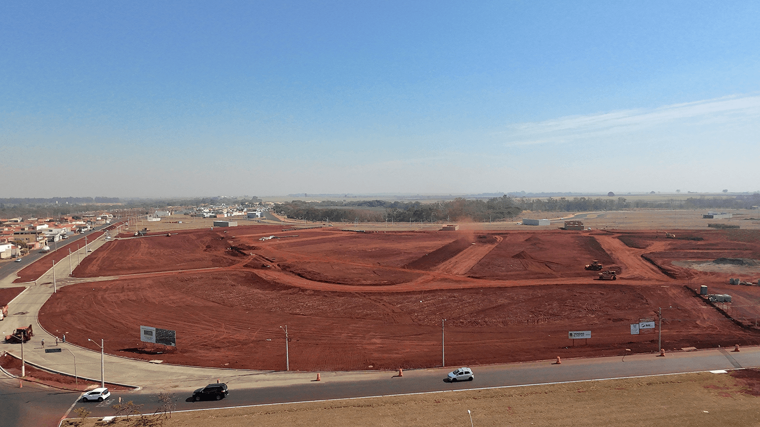 Vista aérea do canteiro de obras Bella Verona Boulevard em Setembro de 2025